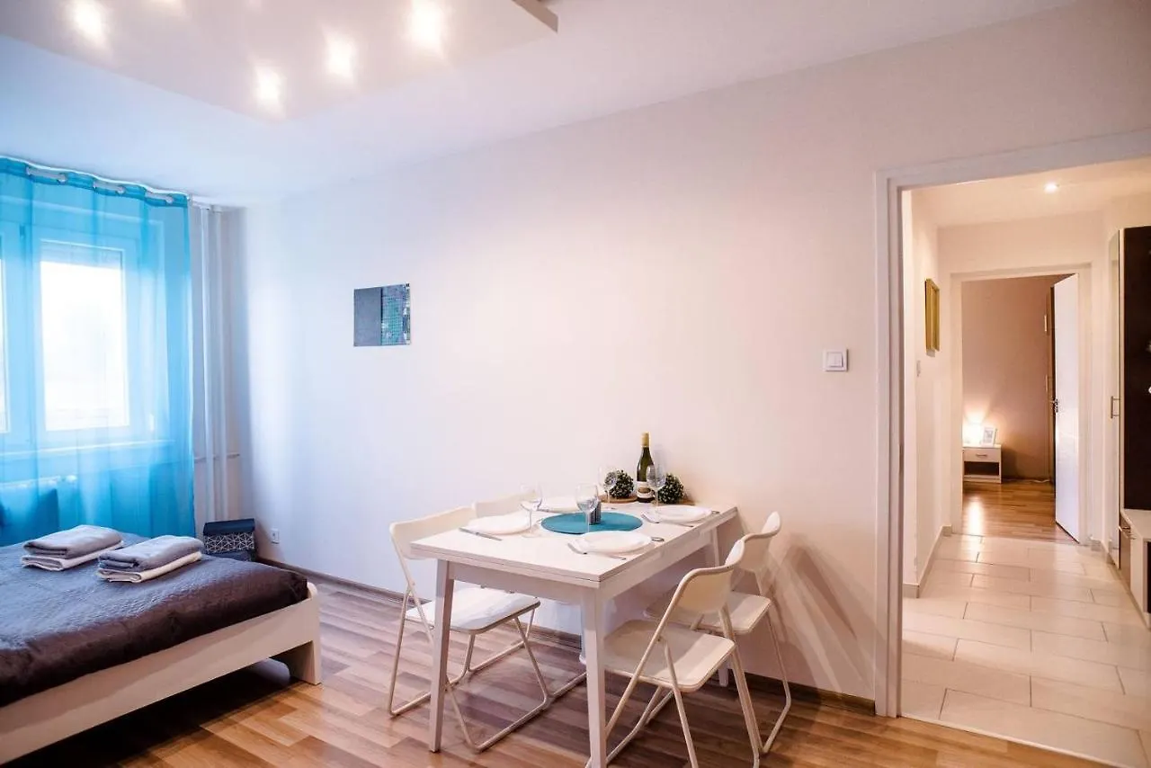 Peaceful, Cozy And New Apartment With Balcony Budapest