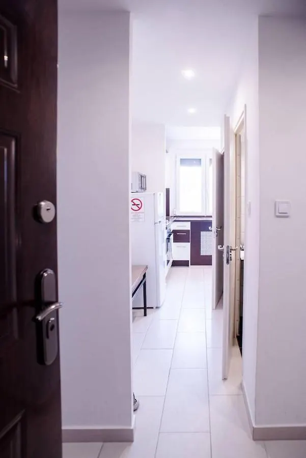 Peaceful, Cozy And New Apartment With Balcony Budapest