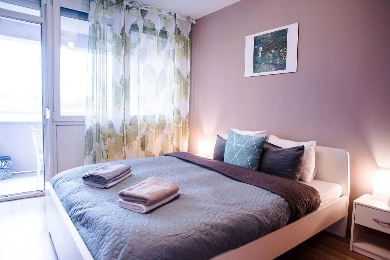 Peaceful, Cozy And New Apartment With Balcony Budapest Hungary