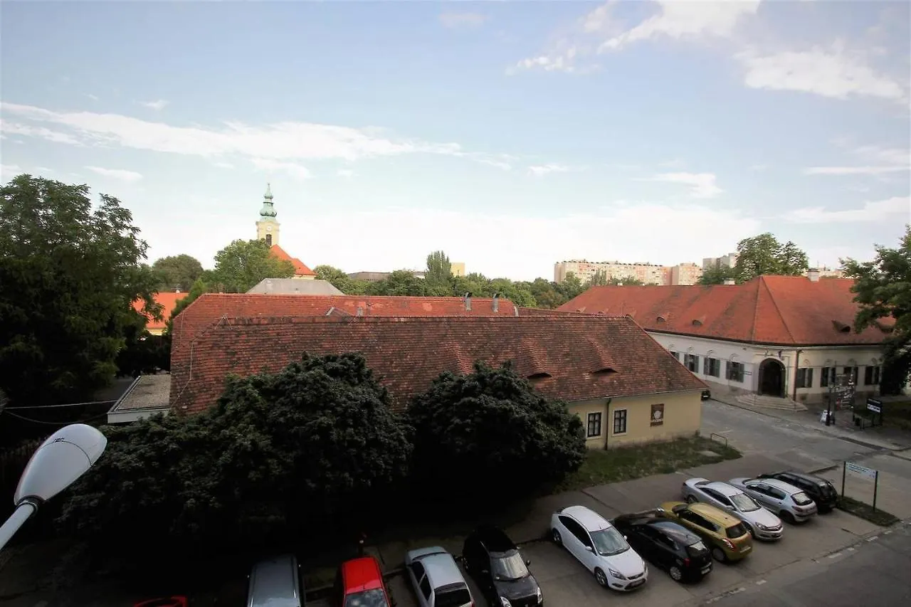 Peaceful, Cozy And New Apartment With Balcony Budapest