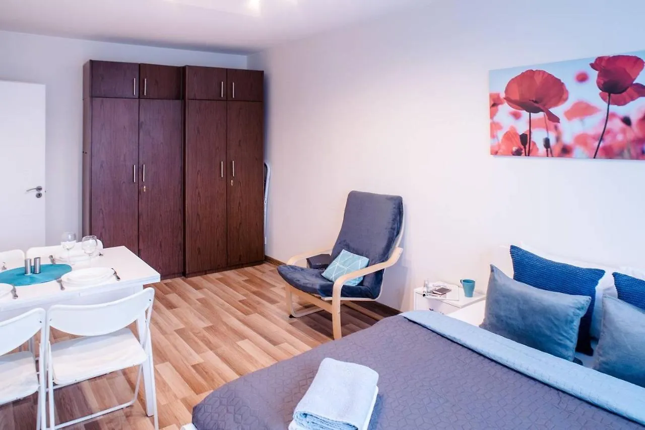 Peaceful, Cozy And New Apartment With Balcony Budapest Hungary